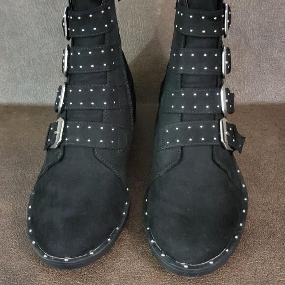 Bar III Women's Margo Black Buckled Suede Ankle Booties 5.5 M NIB - Picture 4 of 12